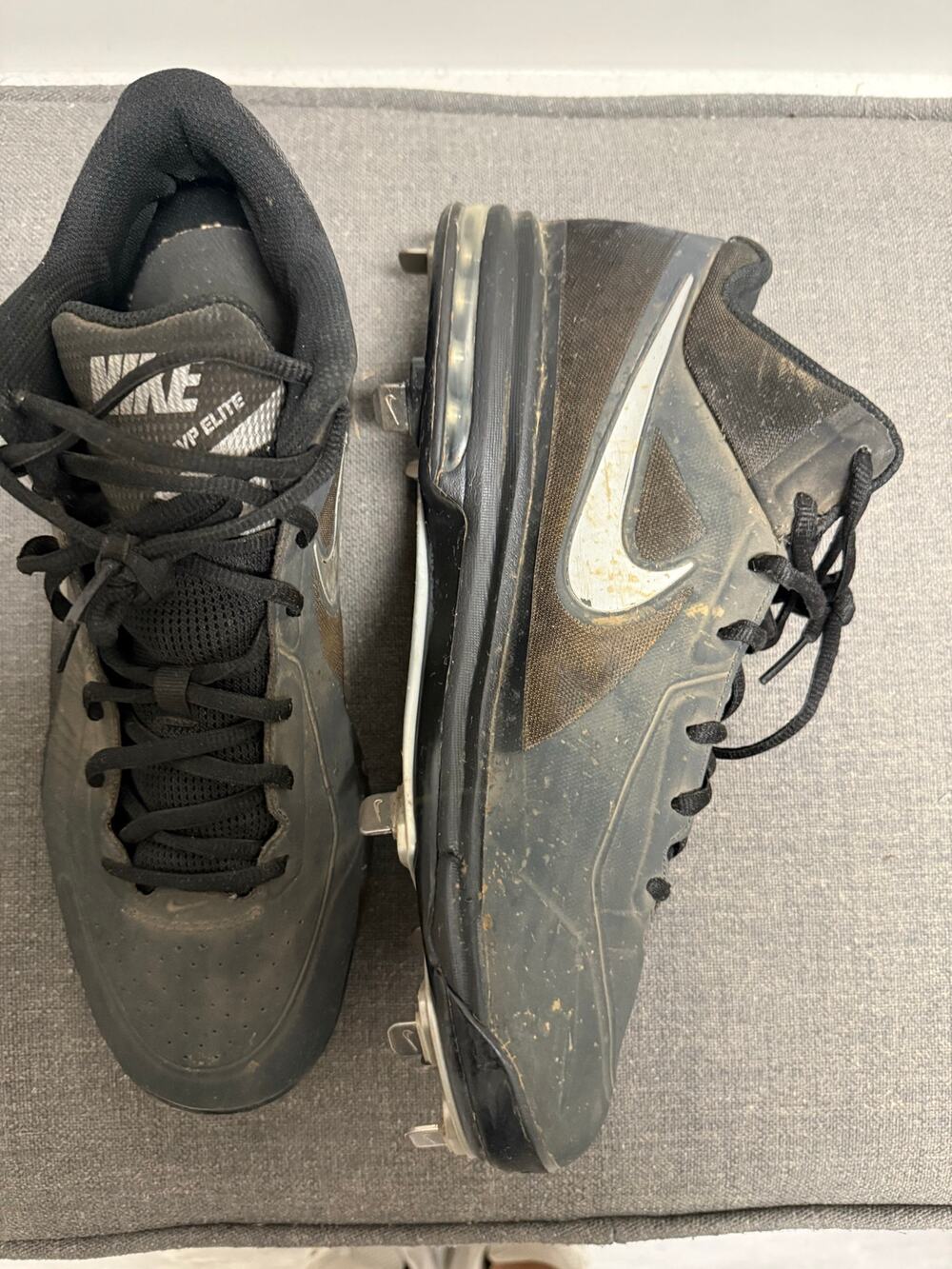 Nike Baseball MVP Elite Metal Airmax Flywire Size 11.5 Cleats Black Silver